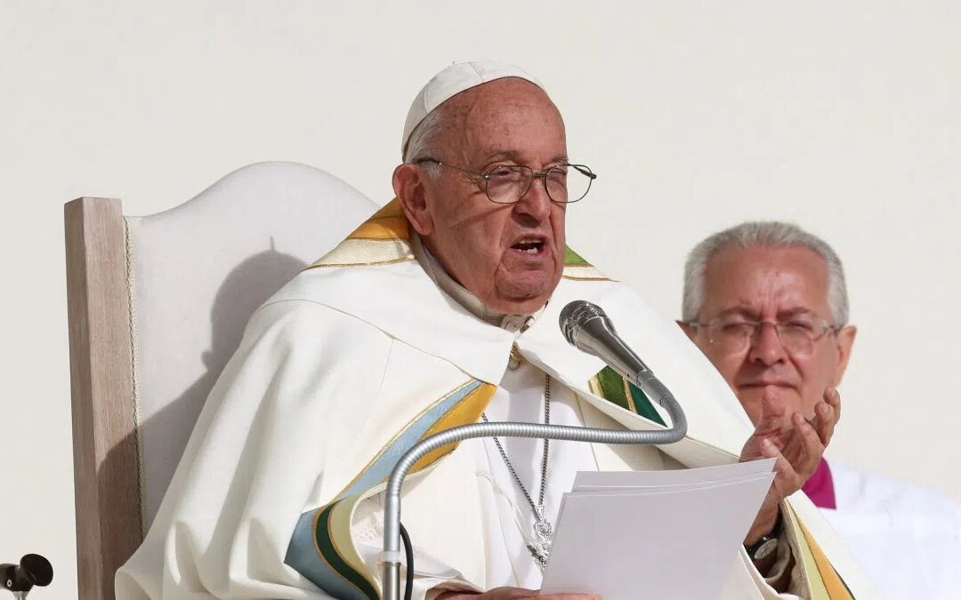 Pope delivers speech at outdoor event