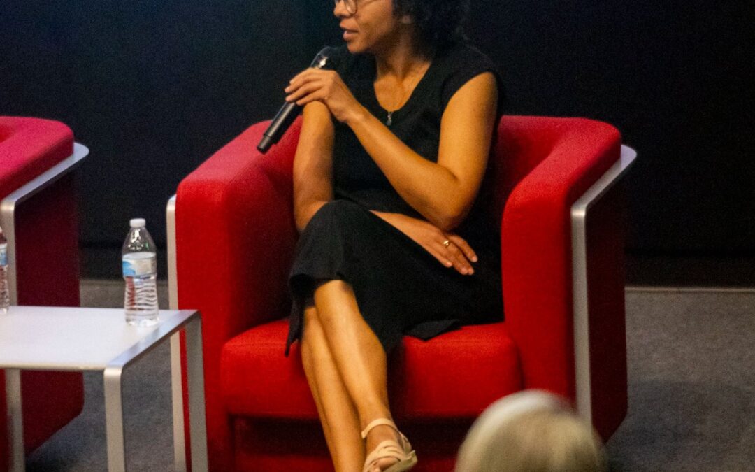 Hackear la línea de tiempo: integrar el arte digital en la historia del arte convencional – The