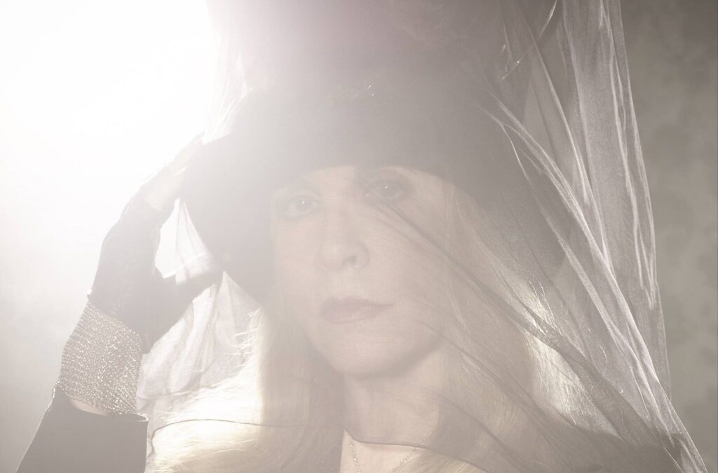 ‘The Lighthouse’ de Stevie Nicks fue votada como música nueva favorita esta semana