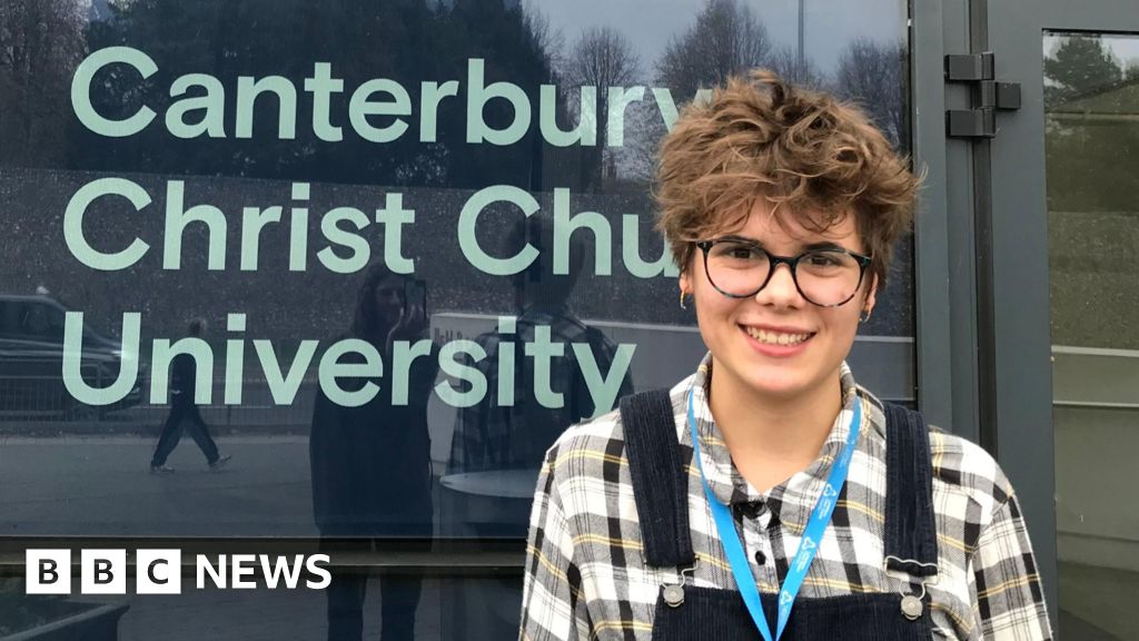 La Universidad Christ Church de Canterbury elimina las carreras de literatura