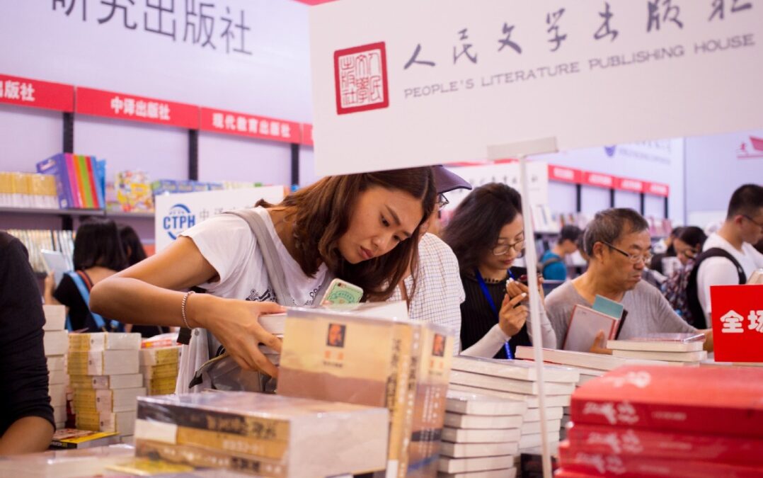 La literatura debe reflejar la verdadera evolución de las culturas étnicas – Opinión