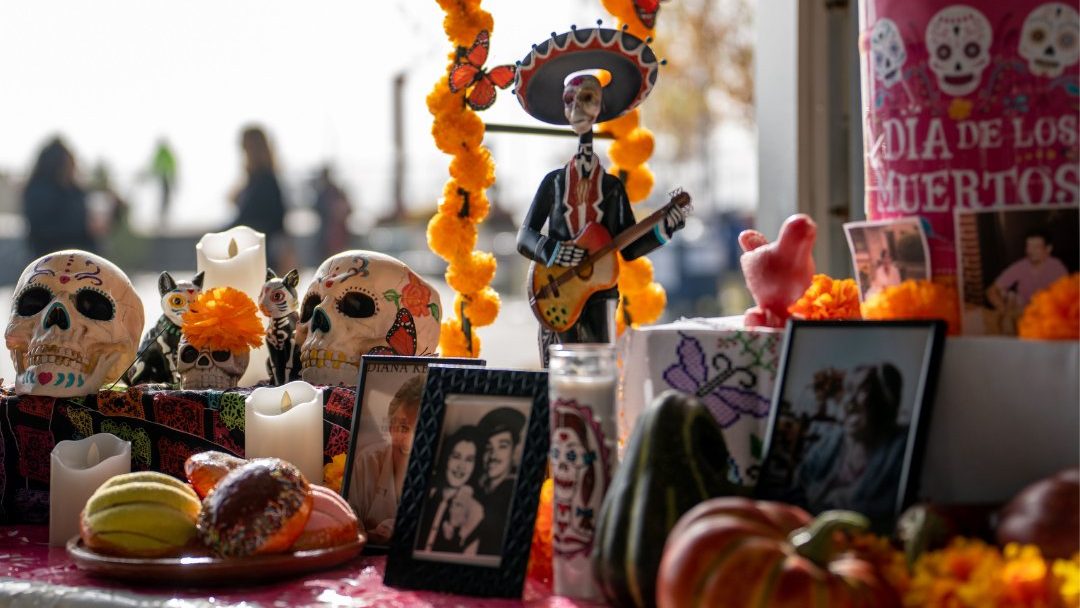 La guía de eventos de Metro: celebraciones del Día de los Muertos, presentaciones en vivo y el día de las elecciones en Detroit