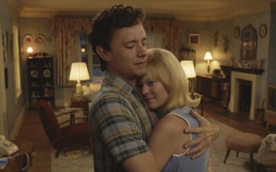 Reseña de la película ‘Aquí’: Únete a Tom Hanks en este salón del fin del universo