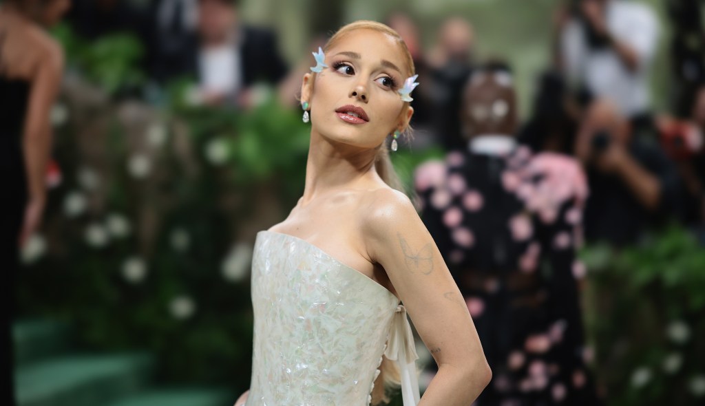 Ariana Grande planea regresar al teatro musical después de ‘Wicked’