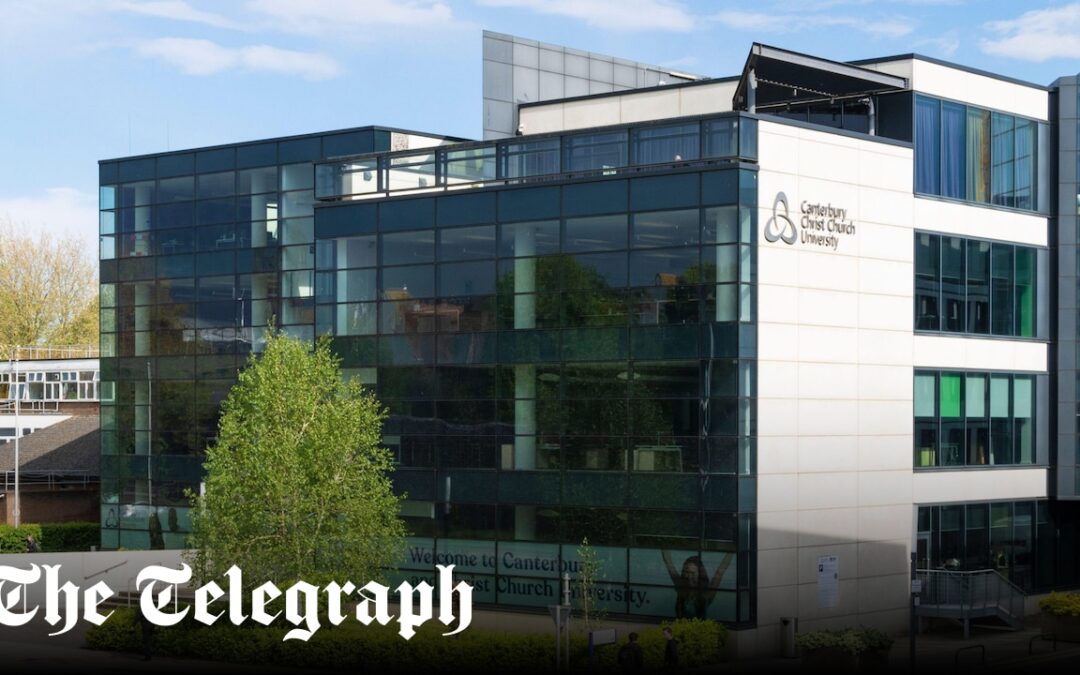 La Universidad Christ Church de Canterbury descarta la carrera de literatura inglesa por considerarla “ya no viable”