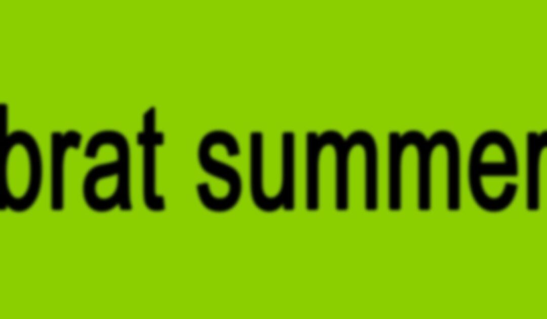 ¿Qué es el verano mocoso? Explicando la tendencia inspirada en Charli XCX